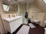 Badezimmer - Maisonette-Wohnung mit eigenem Eingang, Hof & Stellplatz