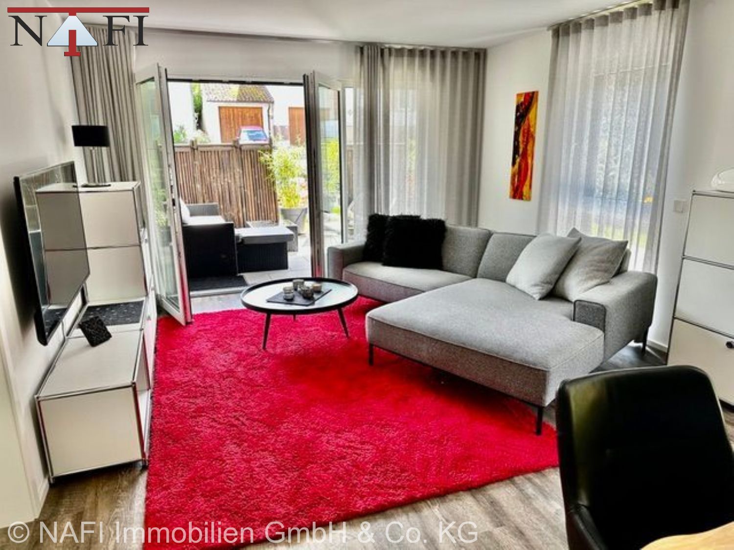 ** Wohnen mit Anspruch – Hochwertige Gartenwohnung im modernen KfW-55-Neubau ** - Wohnzimmer (24500)