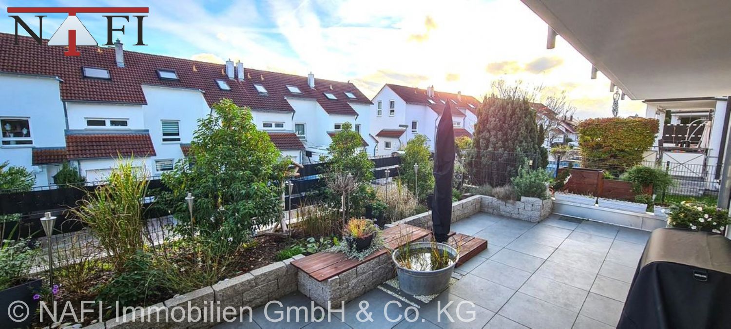 **Gehobene 3,5-Zimmer-Erdgeschosswohnung mit Terrasse und Garten** - Südterrasse (22202)