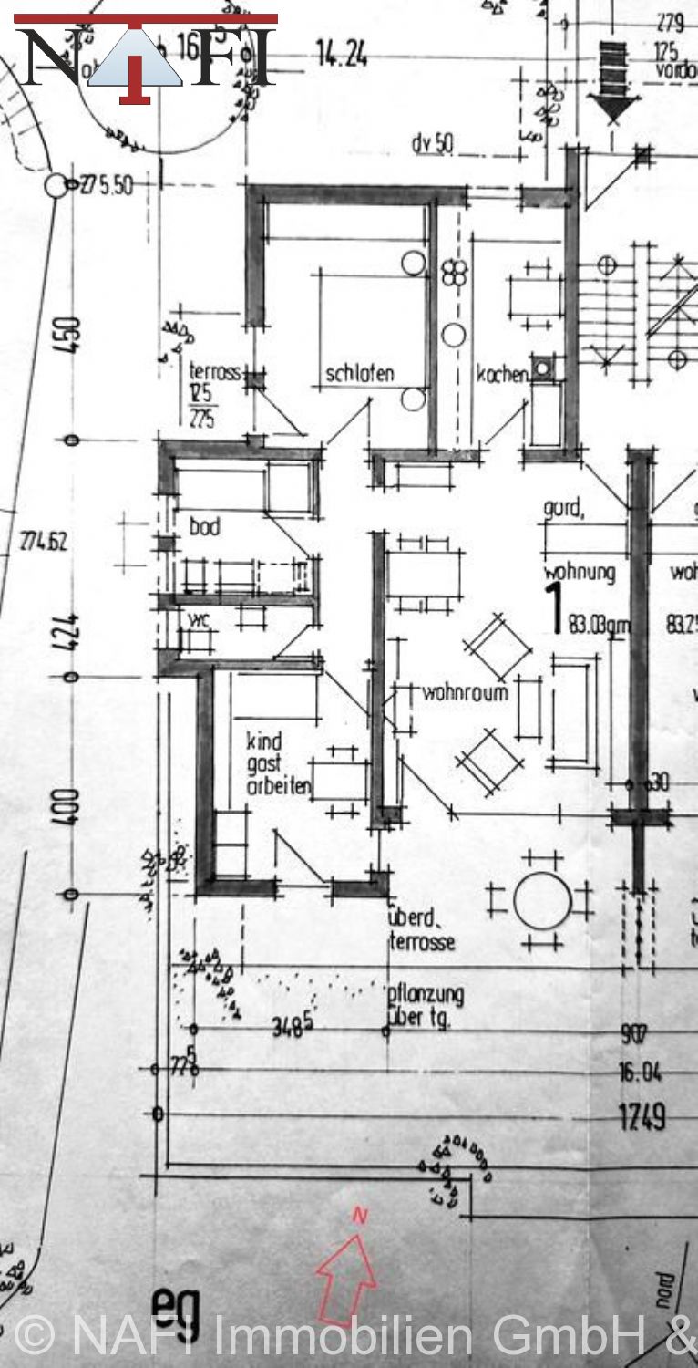 **Gehobene 3,5-Zimmer-Erdgeschosswohnung mit Terrasse und Garten** - Grundriss (22207)