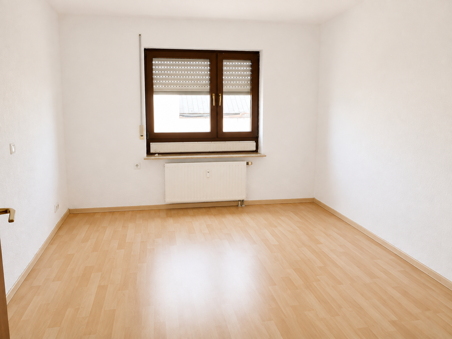 Gepflegte 3,5-Zimmer-Etagenwohnung mit großzügigem Westbalkon – sofort bezugsfrei - Schlafzimmer (22307)