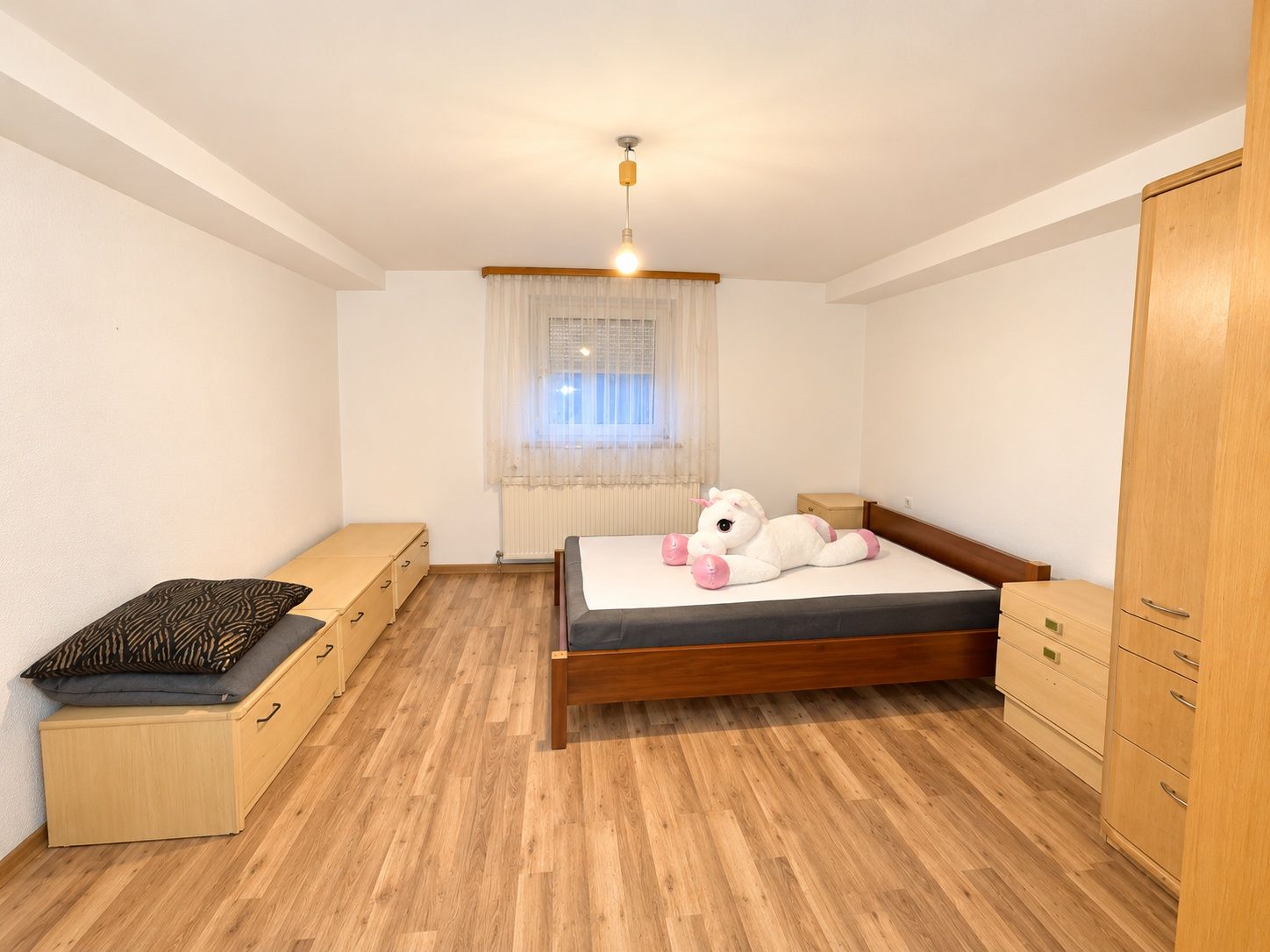 *Mehrgenerationenhaus mit großer Scheune* - Bild (27142)