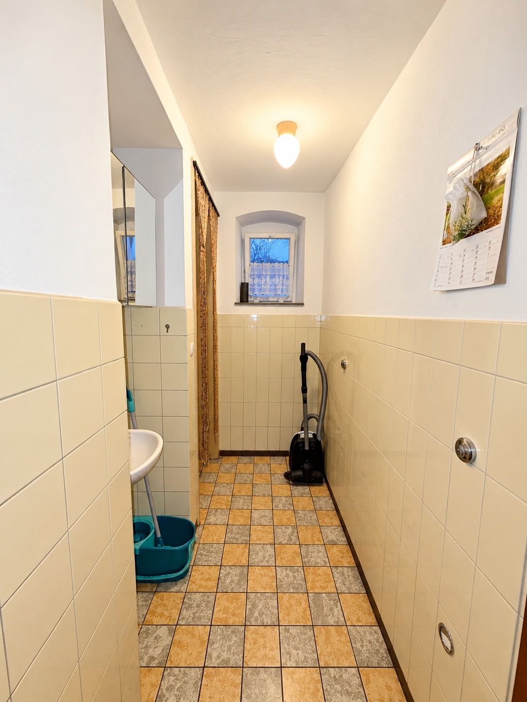 *Mehrgenerationenhaus mit großer Scheune* - Bild (27137)