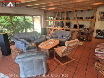 Wohnzimmer - ++ Charmantes 1–2-Familienhaus in ruhiger Randlage – Ihr neues Zuhause mit viel Platz ++