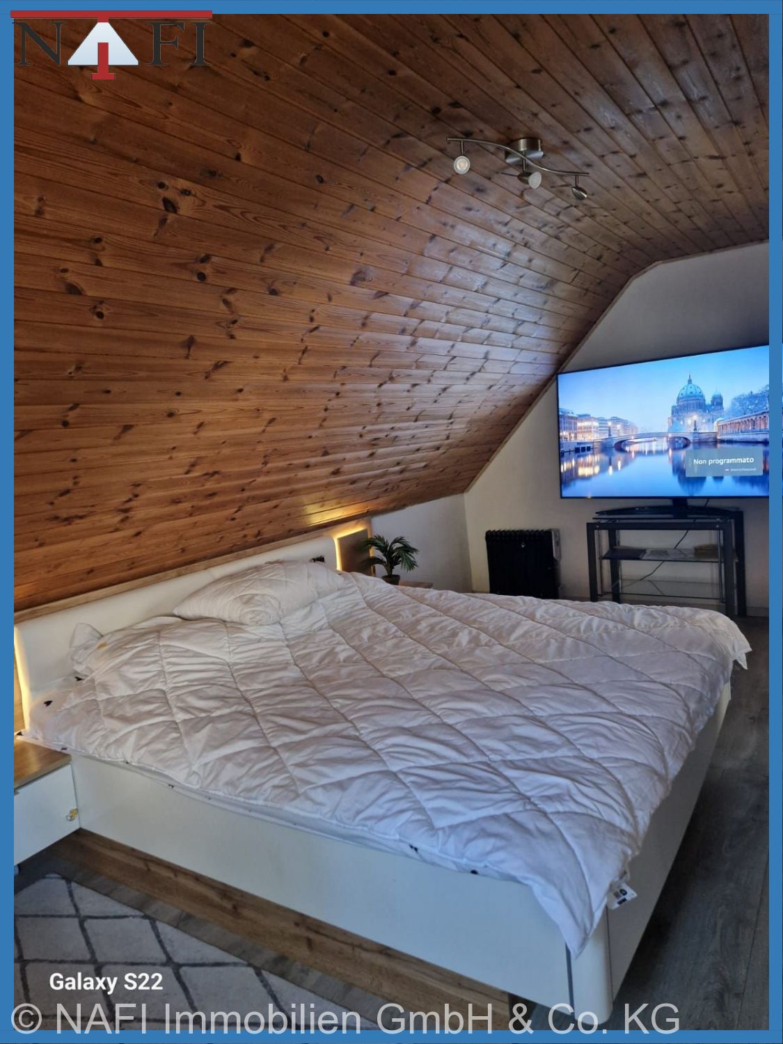 Großzügige, modernisierte 6-Zimmer-Wohnung mit viel Platz - Schlafzimmer 1 (20648)