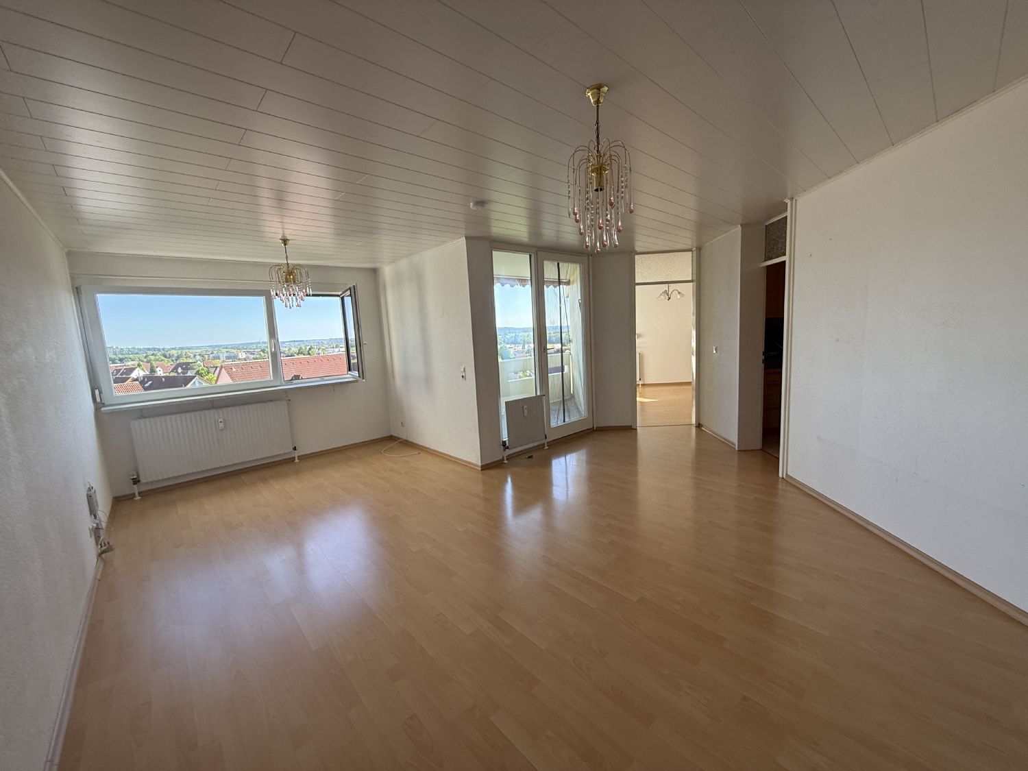 * Helle Wohnung mit Weitblick * + Stellplatz - Bild (17180)