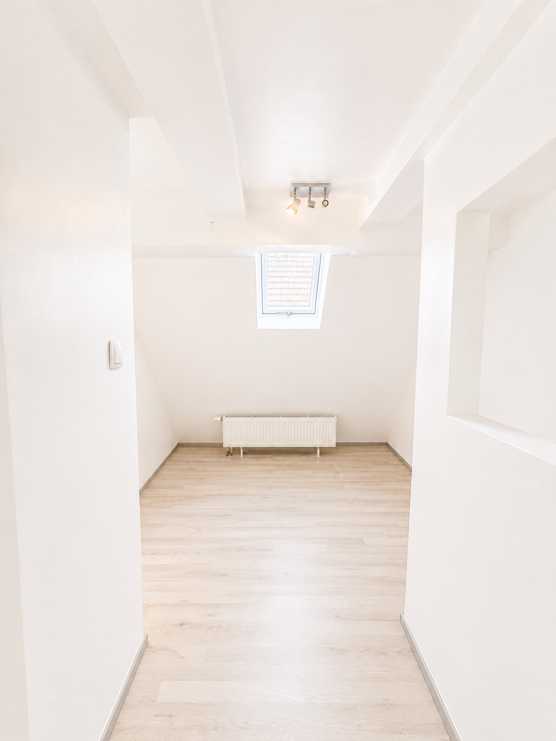 **Charmantes, saniertes Einfamilienhaus in zentraler Lage von Freiberg am Neckar** - Zimmer (22339)