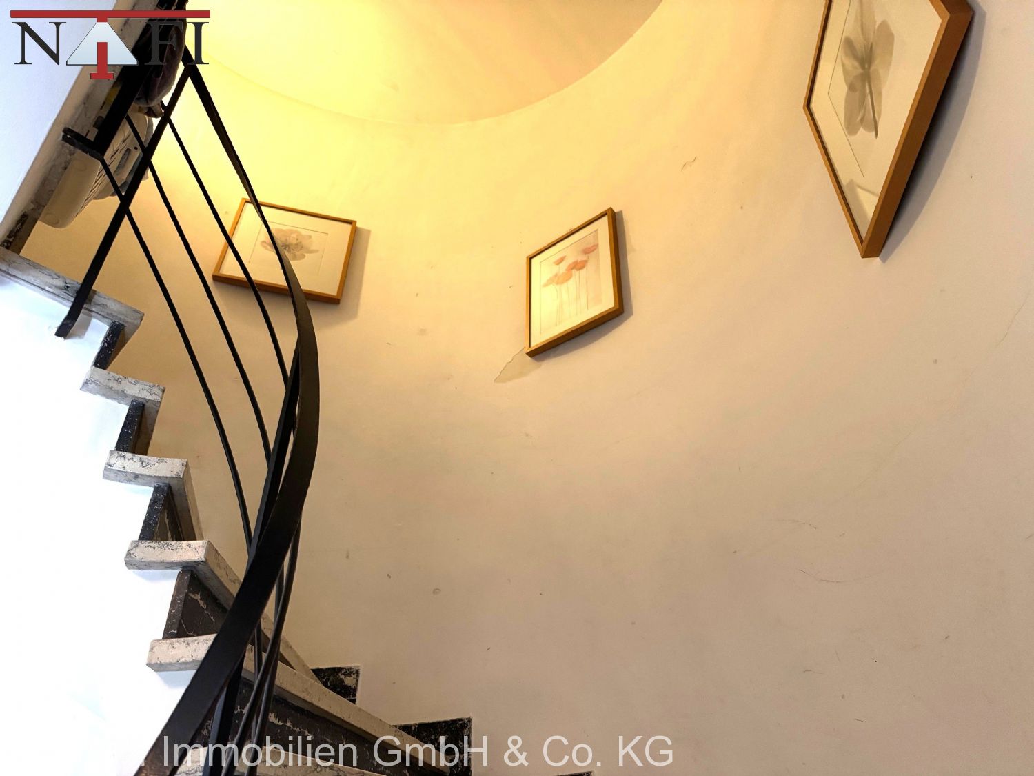 Energieeffizientes**Mehrgenerationenwohnen oder Kapitalanlage ** - Treppenaufgang zum EG/OG (21640)