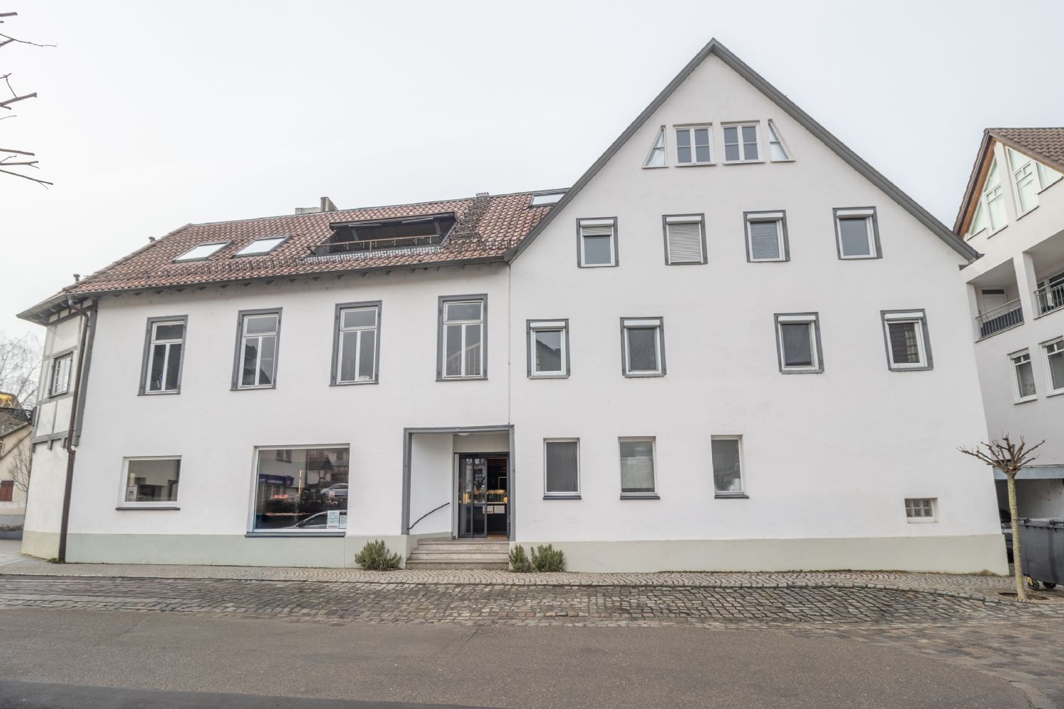 💥 TOP ANGEBOT – TOP RENDITE – TOP PREIS 💥 Renditestarkes Wohn- und Geschäftshaus 💥 - Aussenansicht (17782)