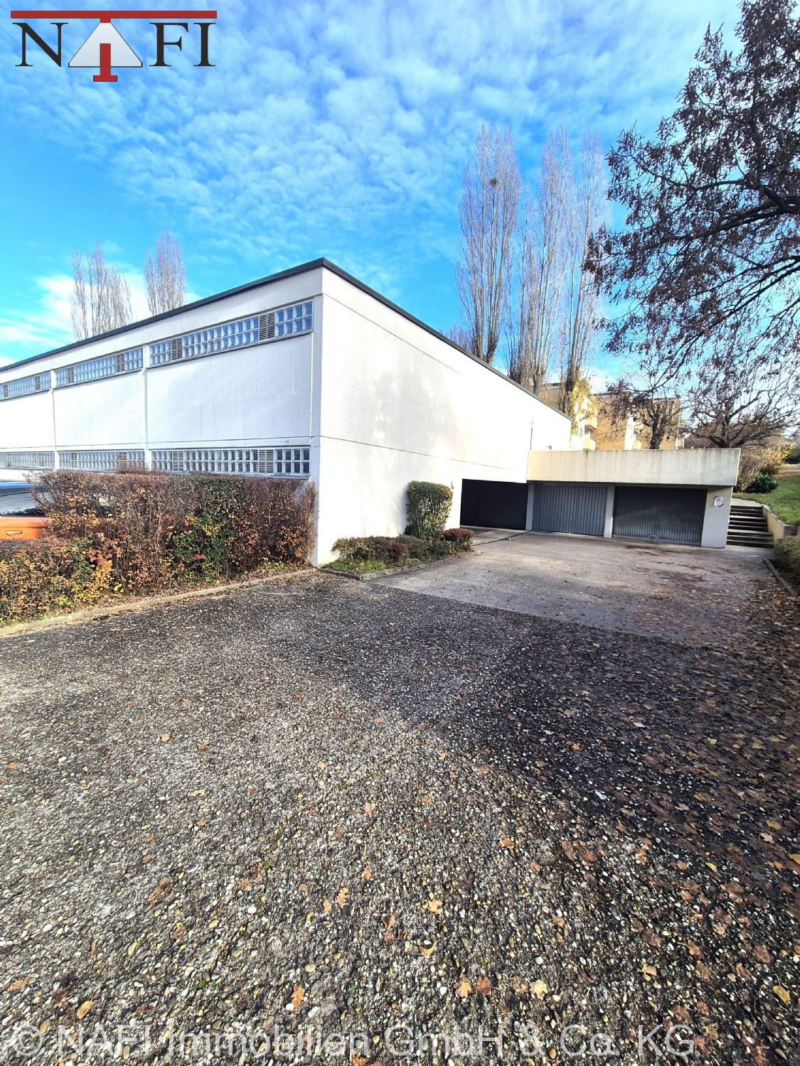 ++Wohnkomfort mit Panorama – Attraktive 2-Zimmer-Wohnung++ - Tiefgarage (18456)
