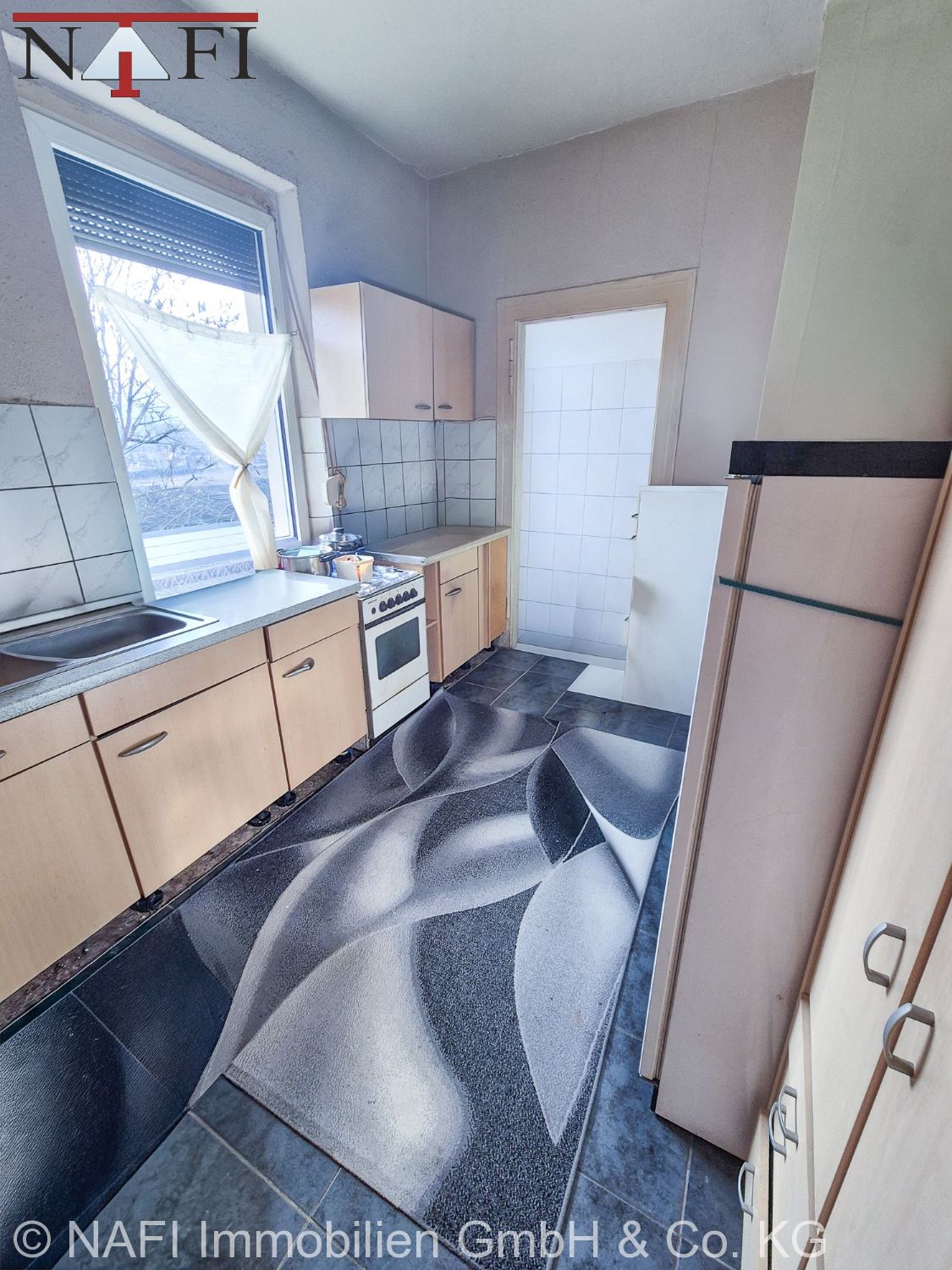 ** Wohnen mit Weitblick – 3 Zimmer und vielfältige Gestaltungsmöglichkeiten ** - Küche (24557)