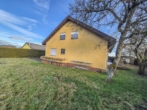 Aussenansicht - **Freistehendes Ein- bis Zweifamilienhaus in ruhiger Randlage mit großzügigem Gestaltungsspielraum**