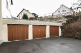 Garage - ** Exklusive 3-Zimmer-Wohnung mit zwei Balkonen und lichtdurchflutetem Wohnambiente **