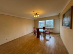 Wohnzimmer - ** Exklusive 3-Zimmer-Wohnung mit zwei Balkonen und lichtdurchflutetem Wohnambiente **