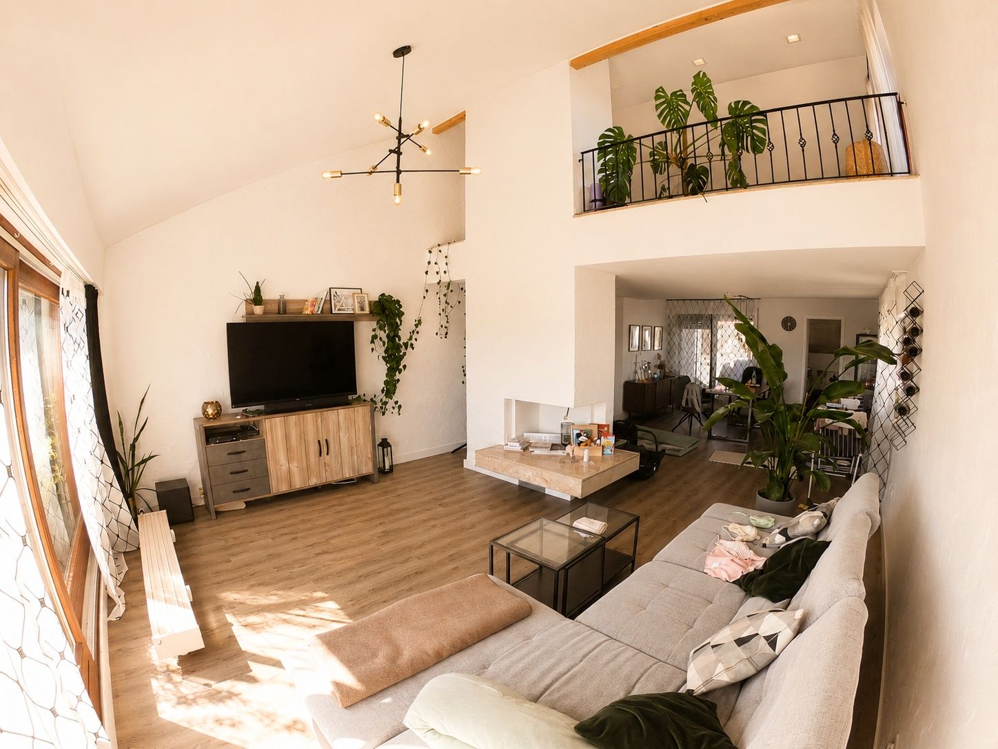 *Exklusive Penthouse-Galeriewohnung mit Kamin und 3 Balkonen* - Bild (23422)