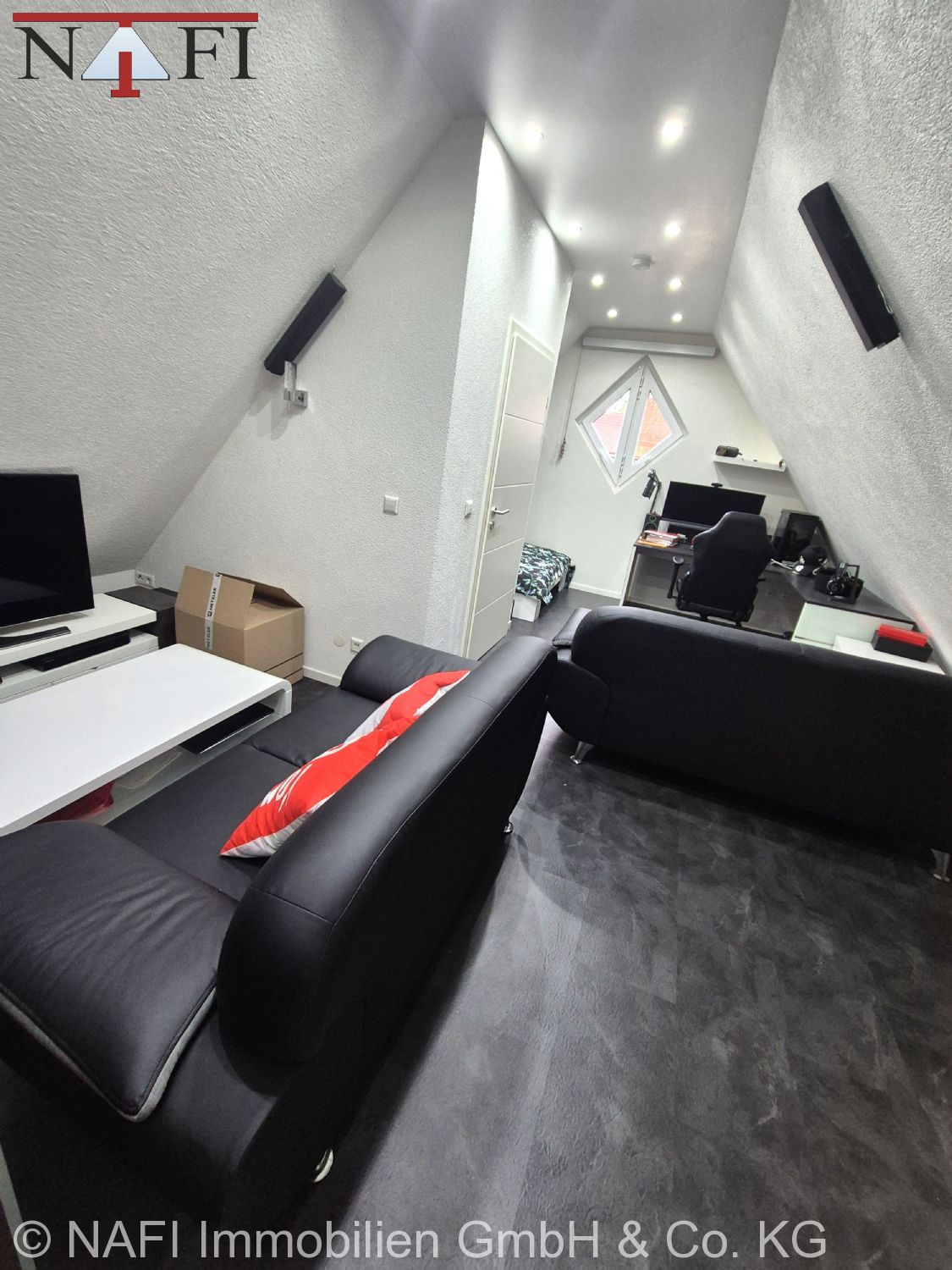 Platzwunder für Familien*Lichtdurchflutete 4,5-Zimmer-Maisonettewohnung* - individuell nutzbares Zimmer 2. Ebene (16067)
