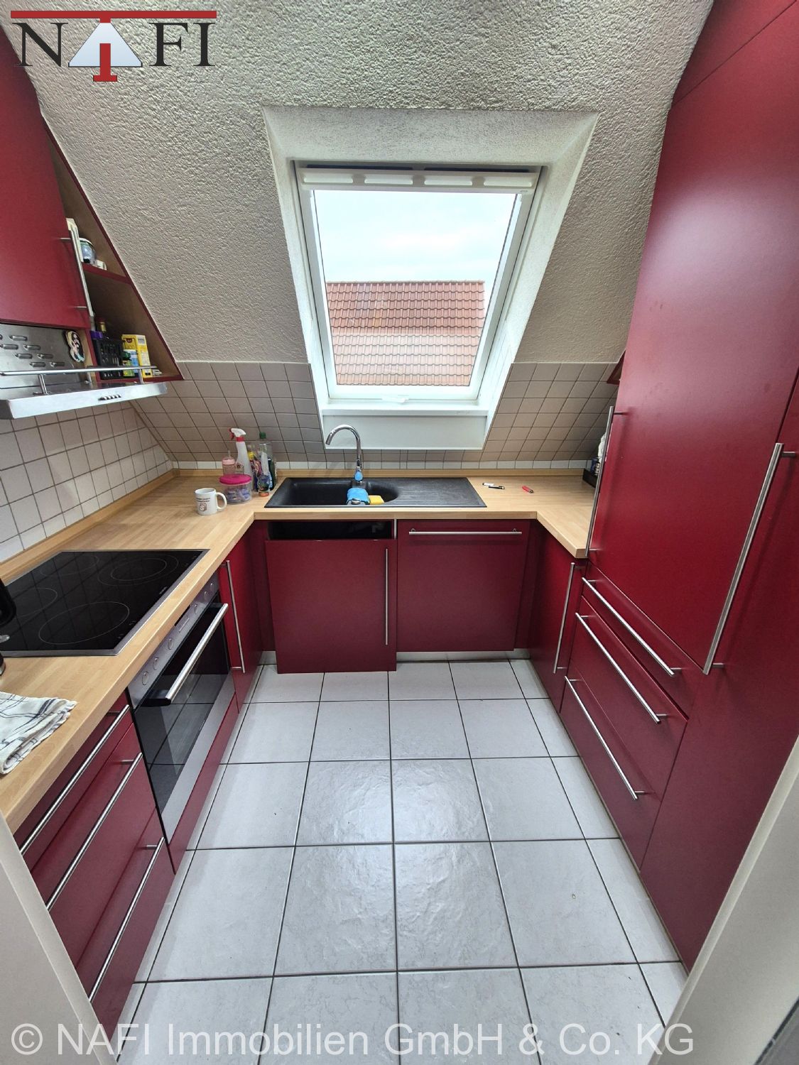 Platzwunder für Familien*Lichtdurchflutete 4,5-Zimmer-Maisonettewohnung* - Küche (16064)