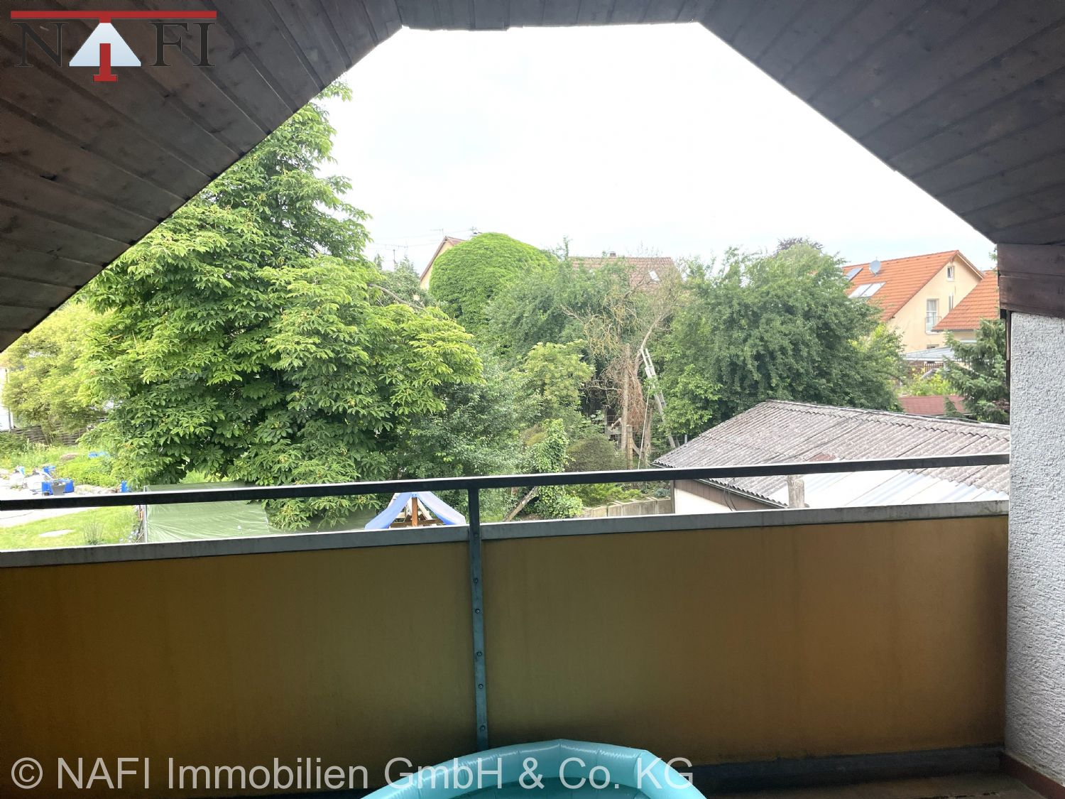 **Großzügige Dachgeschoss-Maisonette mit 108 m² Wohnfläche** - Aussicht vom Balkon DG (22885)