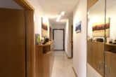 Flur - *Sonnenverwöhnte 3,5-Zimmer-Erdgeschosswohnung mit Terrasse + Garten*