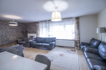 Wohn-/Esszimmer - *Moderne und lichtdurchflutete 3,5-Zimmer-Erdgeschosswohnung mit Garten*