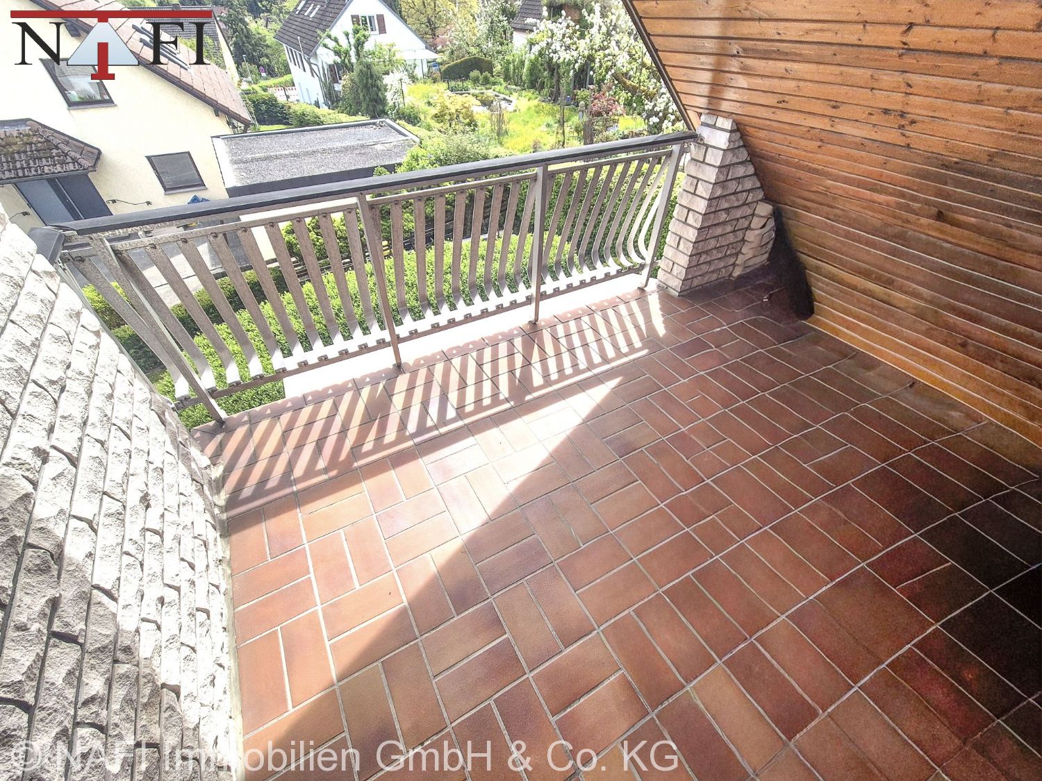 ** Leben zwischen Natur und Ortsrand – energetisch im Einklang ** - Balkon DG (25226)
