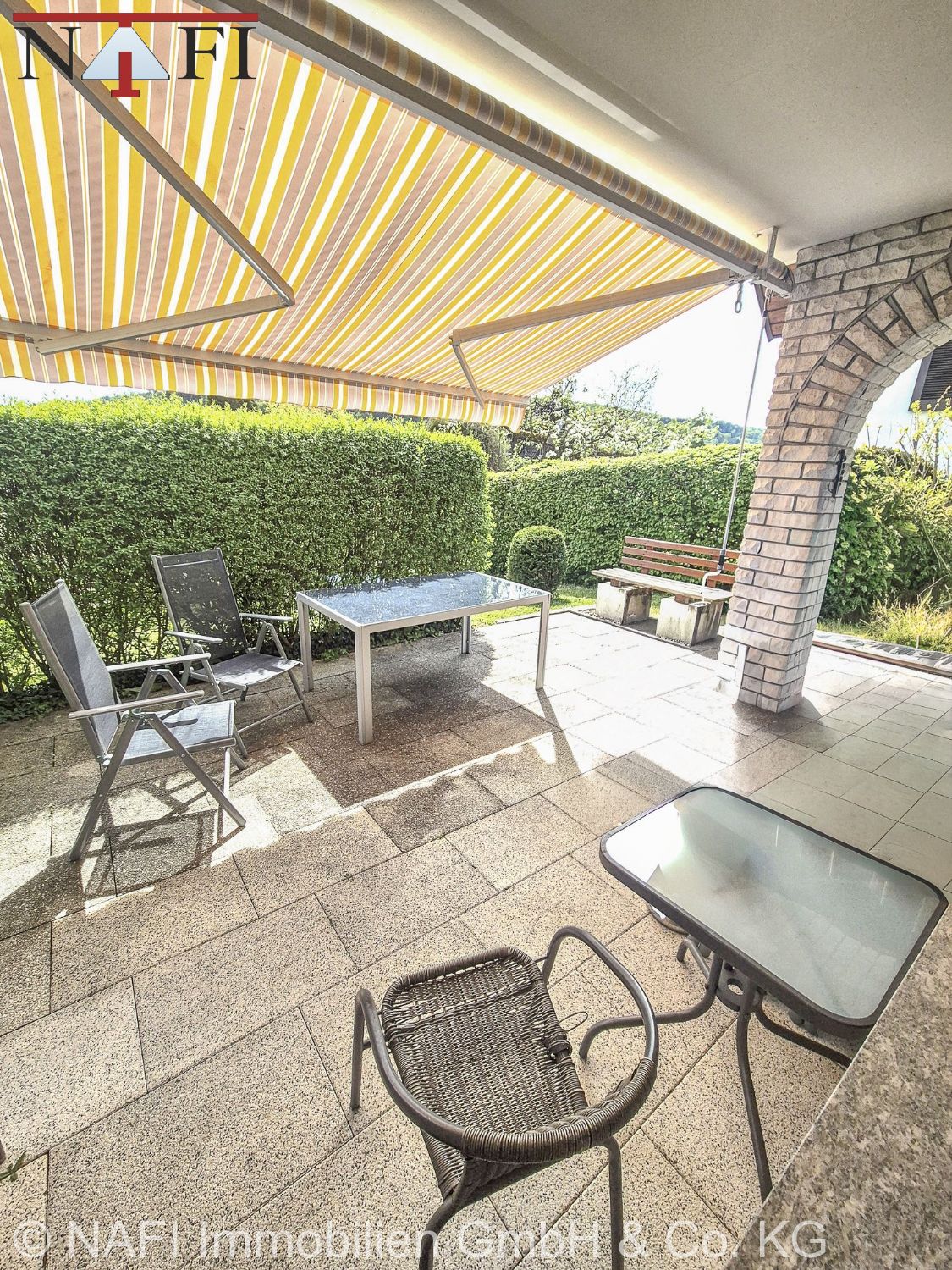 ** Leben zwischen Natur und Ortsrand – energetisch im Einklang ** - Terrasse EG (25219)