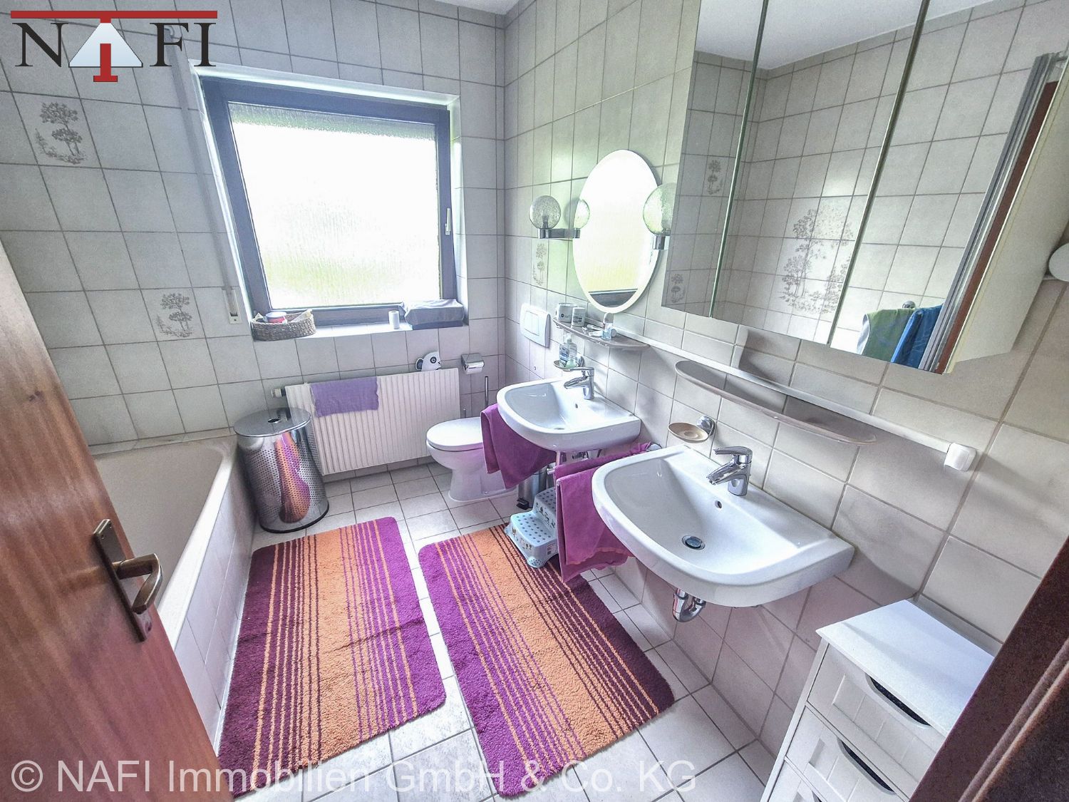** Leben zwischen Natur und Ortsrand – energetisch im Einklang ** - Badezimmer (25218)