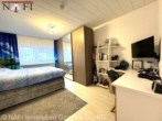 Schlafzimmer - *** Gut geschnitten mit zwei Balkonen und Garage – 3,5-Zimmer-Wohnung ***