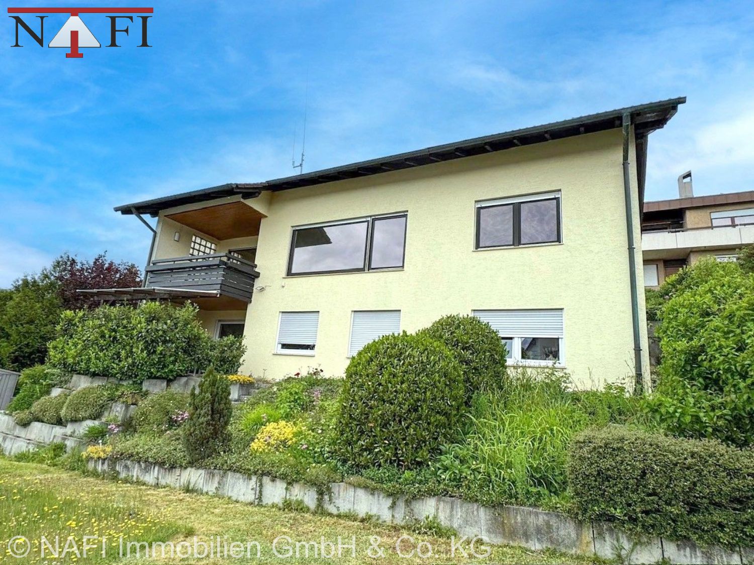 ** Kapitalanlage mit Bestand: Vollständig vermietetes Mehrfamilienhaus ** - Südansicht (22944)
