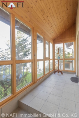 Eingang - **Idyllisches Einfamilienhaus am Ortsrand**