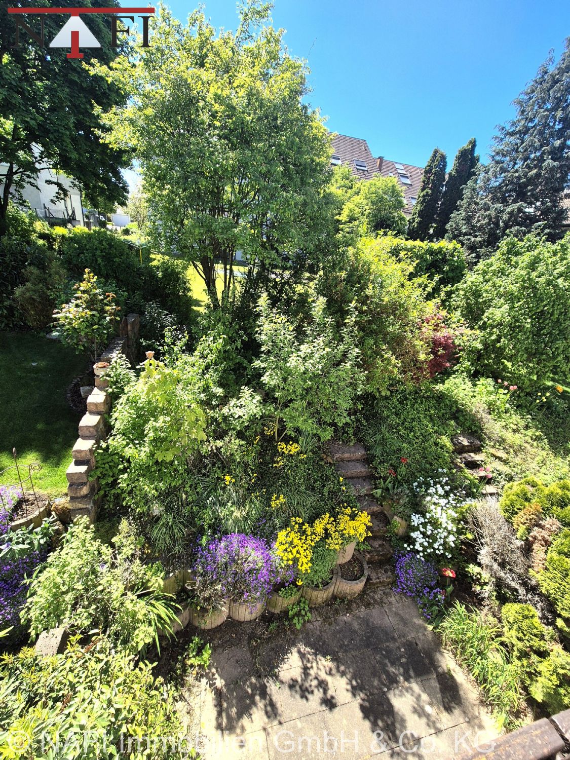*Familien aufgepasst! ~ Gepflegtes Reihenmittelhaus mit kleinem Garten ~ - Garten (17201)