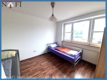 Zimmer EG - Ruhiges und gepflegtes Mehrfamilienhaus mit 7 Wohneinheiten