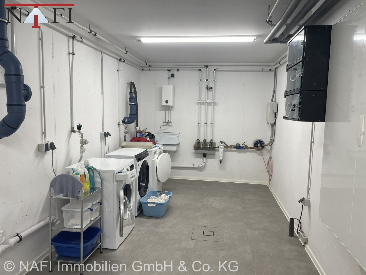 **4-Zimmer-Dachgeschosswohnung im Neubau – Modernes Wohnen in Lorch** - Waschraum (24942)