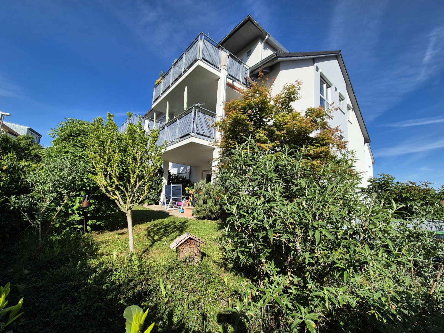 NEUWERTIG** Barrierefreie 4,5 Zimmer Erdgeschoßwohnung mit 2 Terrassen + GARTEN**, 73614 Schorndorf, Erdgeschosswohnung