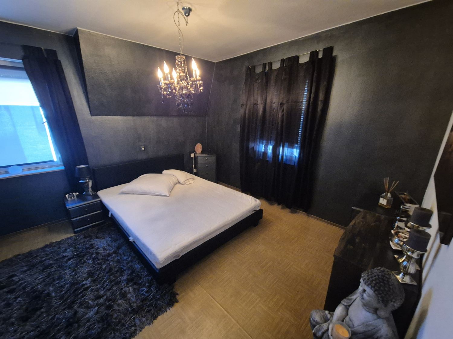 Charmantes Zweifamilienhaus aus dem Jahr 1921 mit vielfältigen Nutzungsmöglichkeiten - 2. Schlafzimmer (25074)